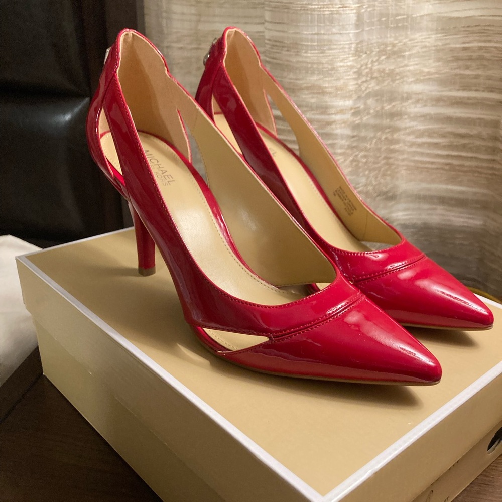 Michael Kors Hamilton Scarlet Heels 7M